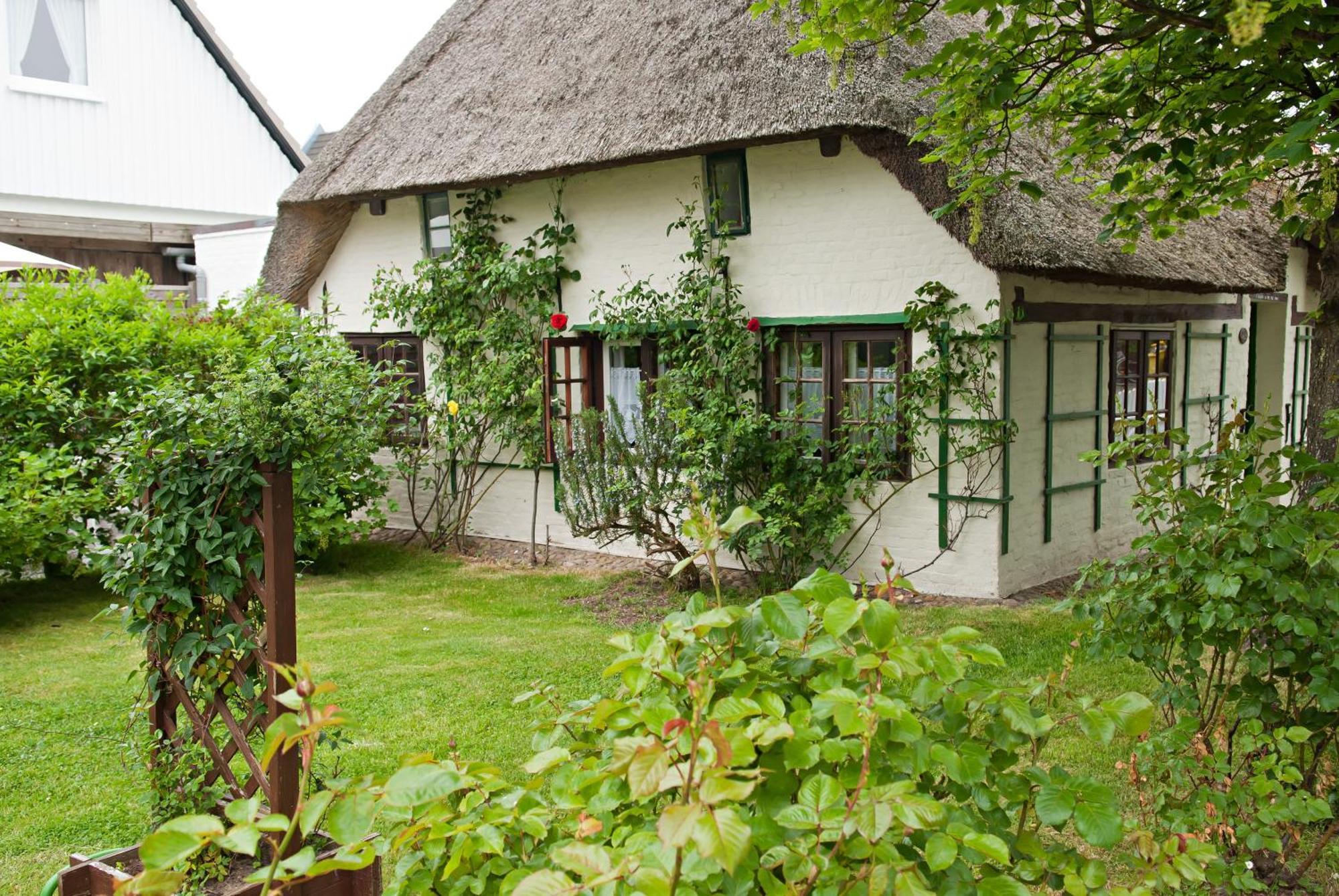 Bsw Ferienwohungen Wyk Auf Foehr Apartment Bagian luar foto